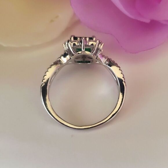 Deep Green 1.5 Ct Halo Emerald & White Baguette Diamond Cocktail Ring 925 Silver - Picture 6 of 6